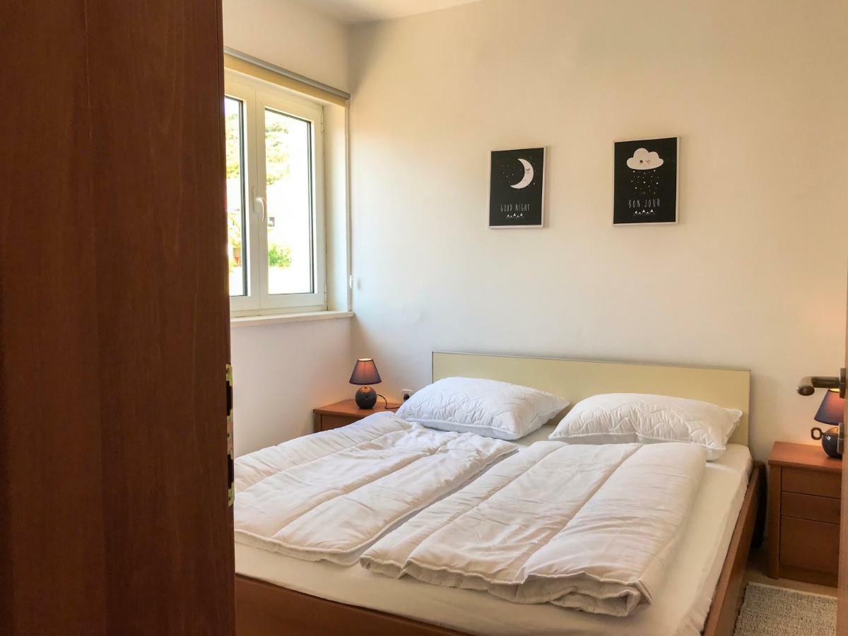 Mr. Hall Apartments Barbat na Rabu Luaran gambar
